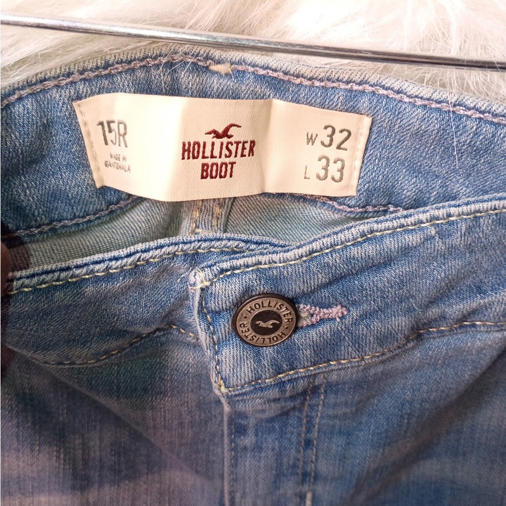 Hollister Boot Jeans in Light Blue Denim